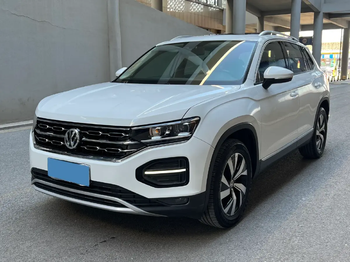 2019 Jeep Cherokee 2.0T 234HP L4 9AT