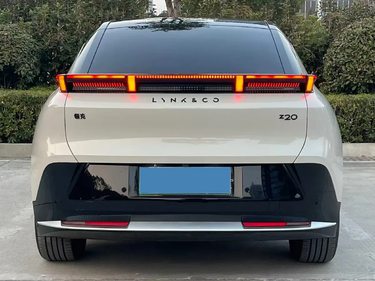 2025 Dongfeng Z9 2.0T 258HP L4 8AT,autocango,china used car exporter,china ev exporter,chinese used car exporter,chinese used ev exporter