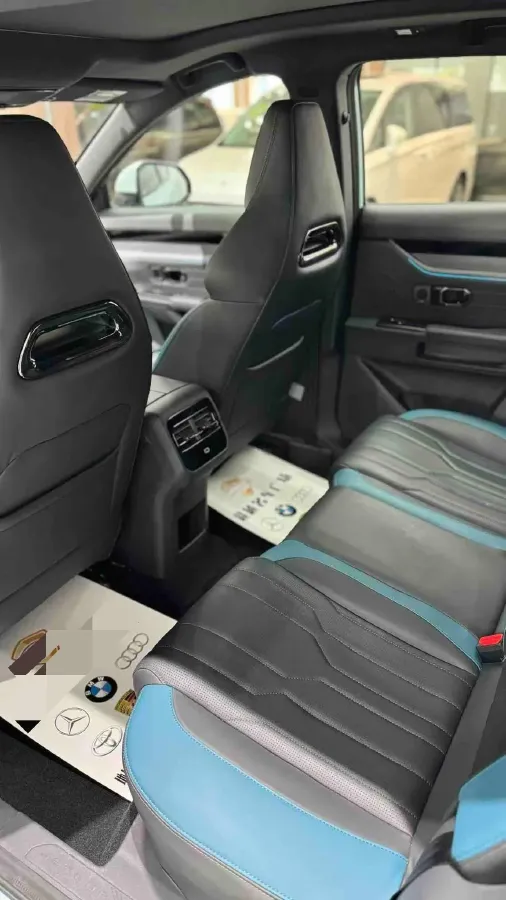 2024 Jetour ShanHai L6 1.5T 156HP L4 1DHT PHEV 19.43KWH,autocango,china used car exporter,china ev exporter,chinese used car exporter,chinese used ev exporter