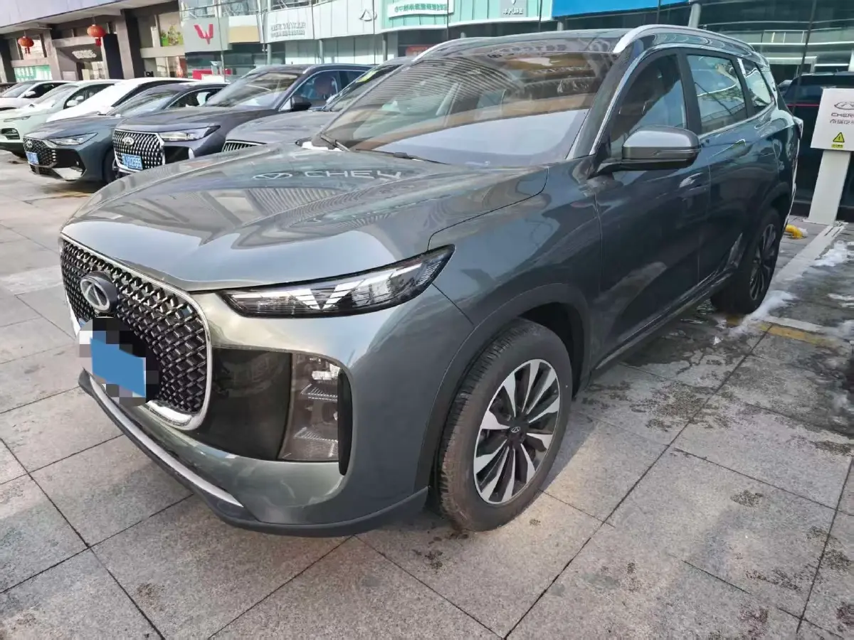 2025 Chery Tiggo 8 Plus 1.6T 197HP L4 7DCT