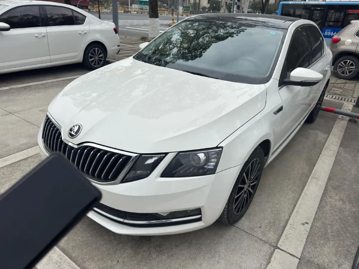 2019 Skoda Octavia 1.2T 116HP L4 7DCT