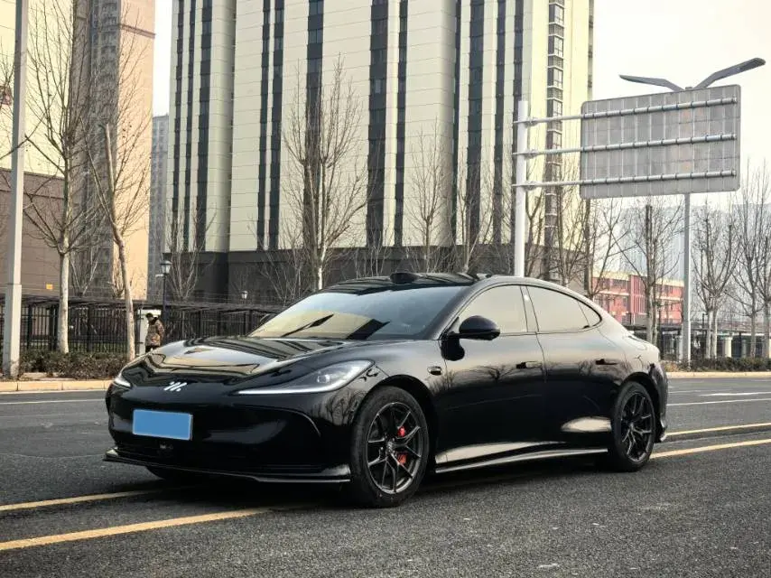 2024 IM L6 BEV 75KWH