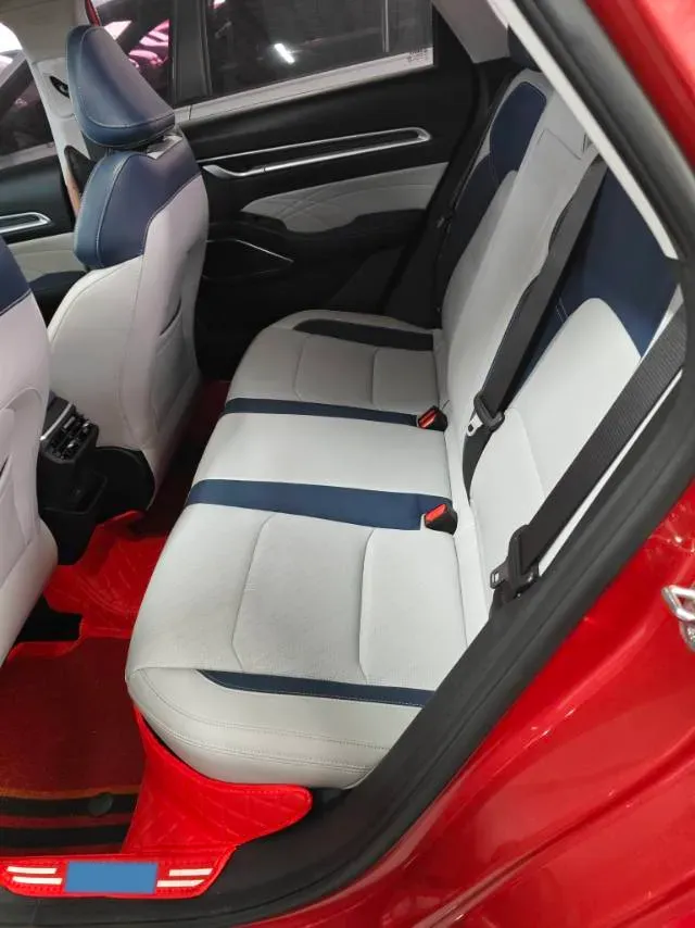 2022 Geely Emgrand 1.5L 114HP L4 CVT,autocango,china used car exporter,china ev exporter,chinese used car exporter,chinese used ev exporter