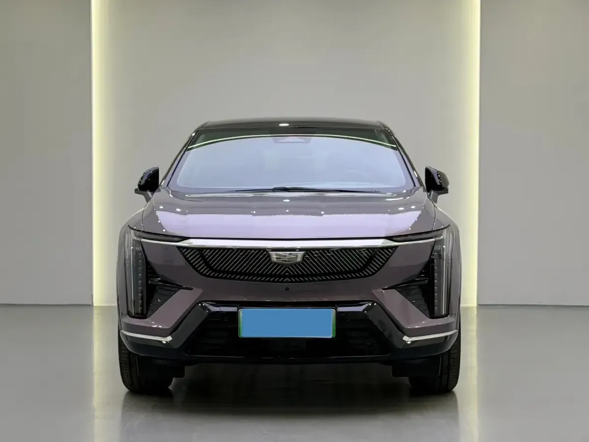 2024 Cadillac OPTIQ BEV 79.7KWH,autocango,china used car exporter,china ev exporter,chinese used car exporter,chinese used ev exporter