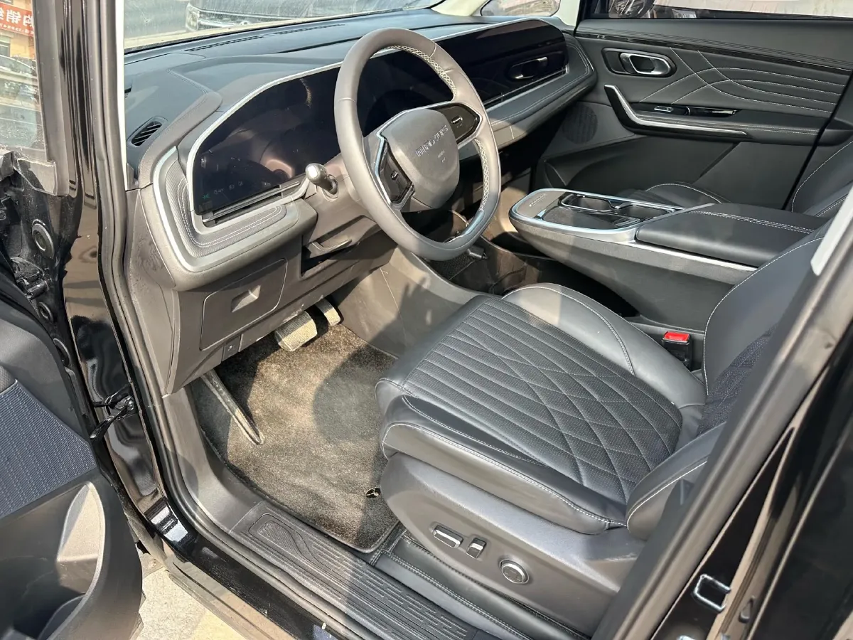 2024 MAXUS G90 2.0T 234HP L4 8AT,autocango,china used car exporter,china ev exporter,chinese used car exporter,chinese used ev exporter