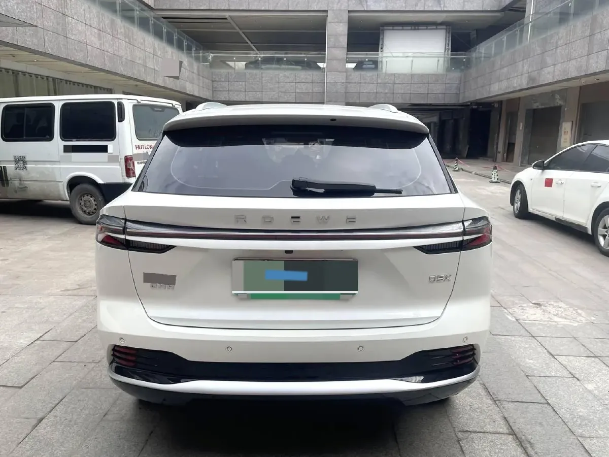 2024 Roewe D5X DMH 1.5T 150HP L4 2DHT PHEV 21.4KWH,autocango,china used car exporter,china ev exporter,chinese used car exporter,chinese used ev exporter