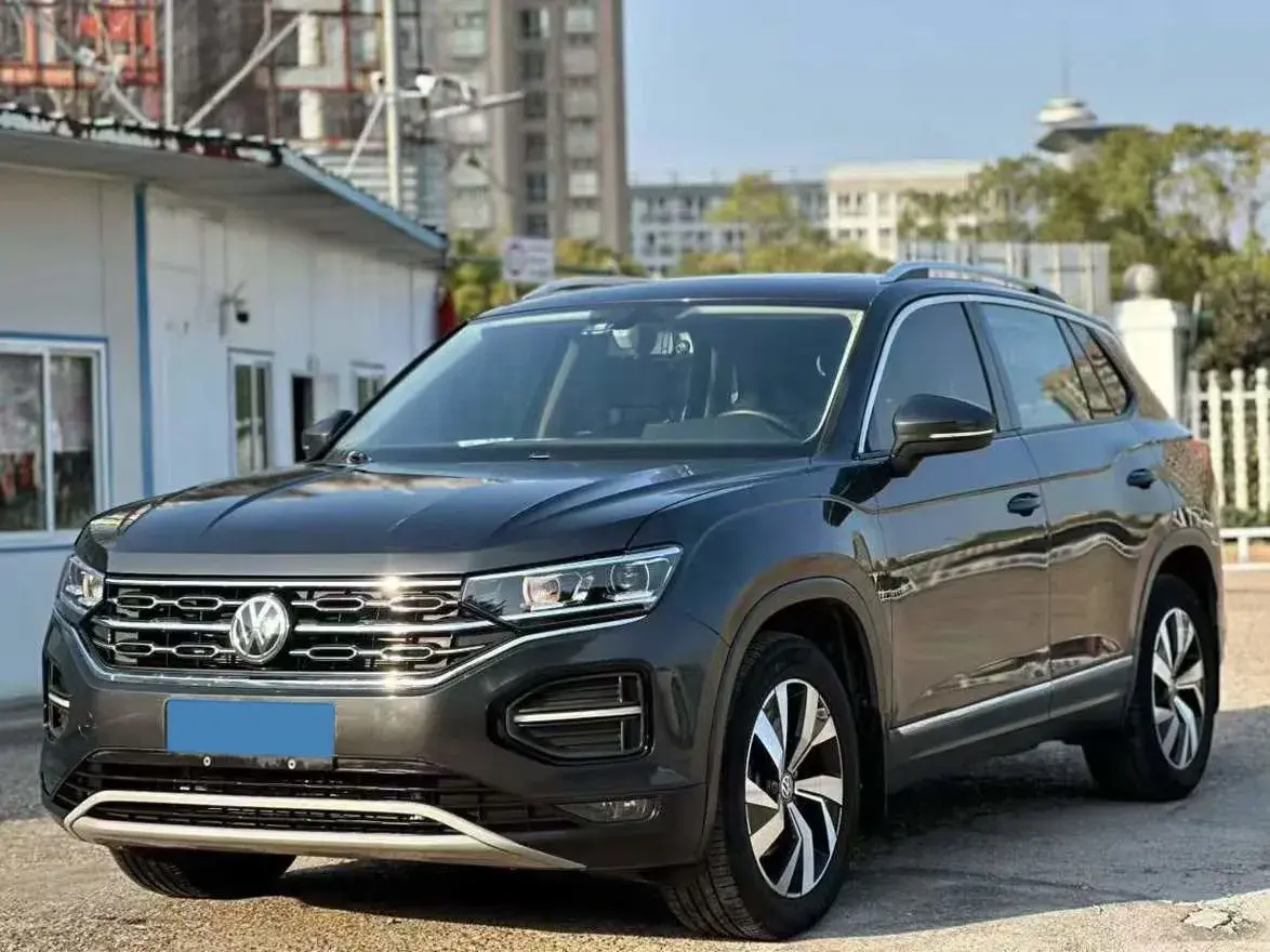 2019 Jeep Cherokee 2.0T 234HP L4 9AT