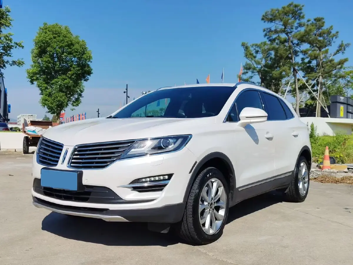 2017 Lincoln MKC 2.0T 203HP L4 6AT