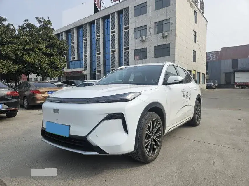 2025 BYD Sea Lion 05 DM-i 1.5L 101HP L4 E-CVT PHEV 18.3KWH