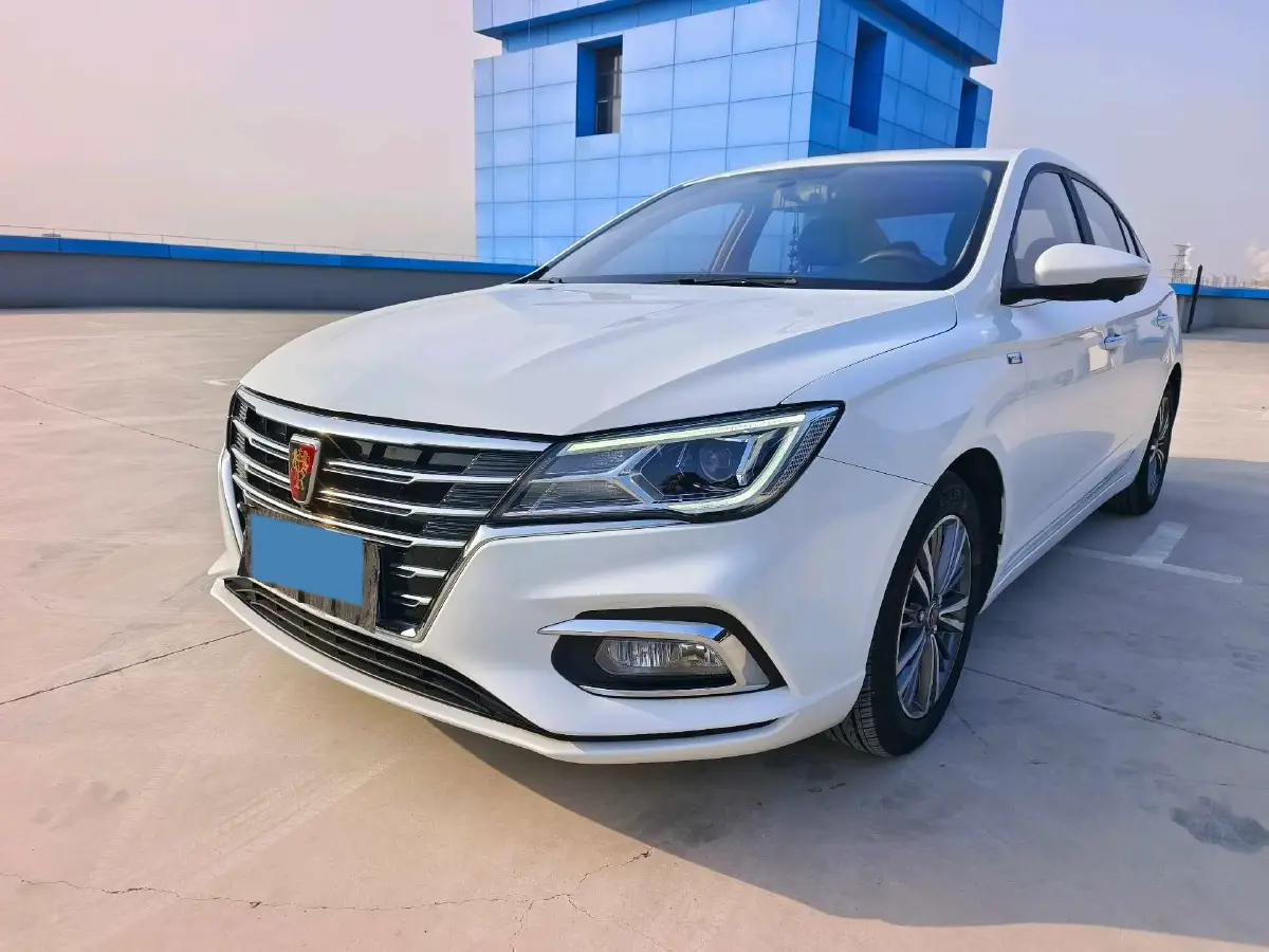 2019 Roewe i5 1.5L 120HP L4 CVT