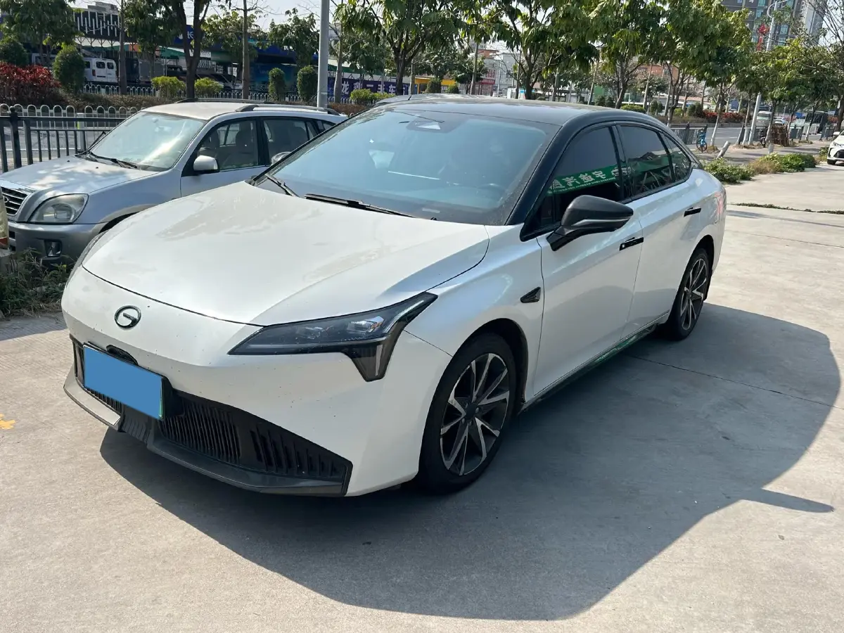 2022 ChangAn Oshan Z6 1.5T 170HP L4 6TCT PHEV 28.4KWH