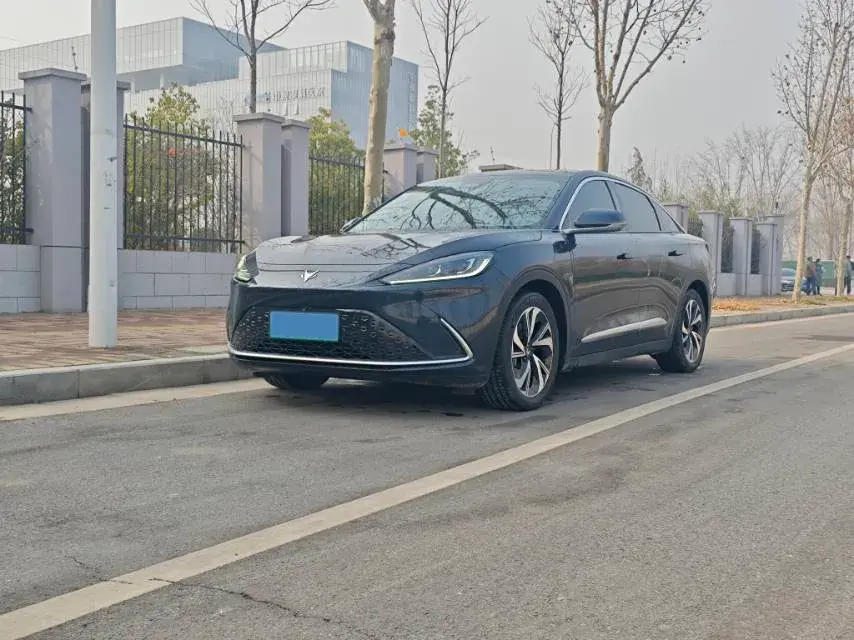 2021 ARCFOX αS BEV 93.6KWH