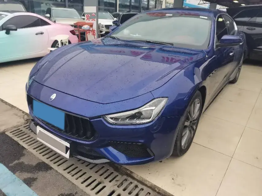 2022 Maserati Ghibli 3.0T 350HP V6 8AT