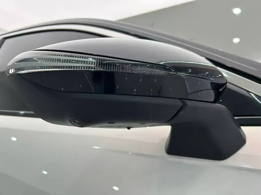 2023 Geely Galaxy L6 1.5T 163HP L4 3DHT PHEV,autocango,china used car exporter,china ev exporter,chinese used car exporter,chinese used ev exporter