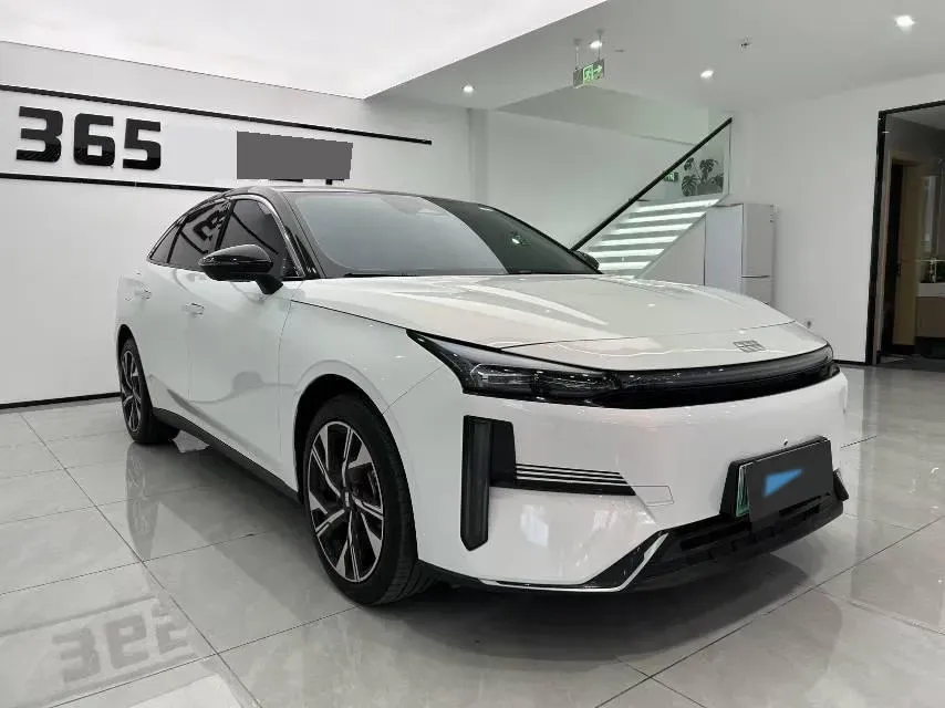 2023 Geely Galaxy L6 1.5T 163HP L4 3DHT PHEV,autocango,china used car exporter,china ev exporter,chinese used car exporter,chinese used ev exporter