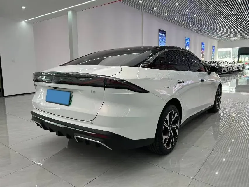 2023 Geely Galaxy L6 1.5T 163HP L4 3DHT PHEV,autocango,china used car exporter,china ev exporter,chinese used car exporter,chinese used ev exporter