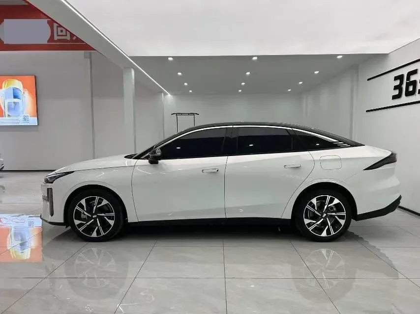 2023 Geely Galaxy L6 1.5T 163HP L4 3DHT PHEV,autocango,china used car exporter,china ev exporter,chinese used car exporter,chinese used ev exporter