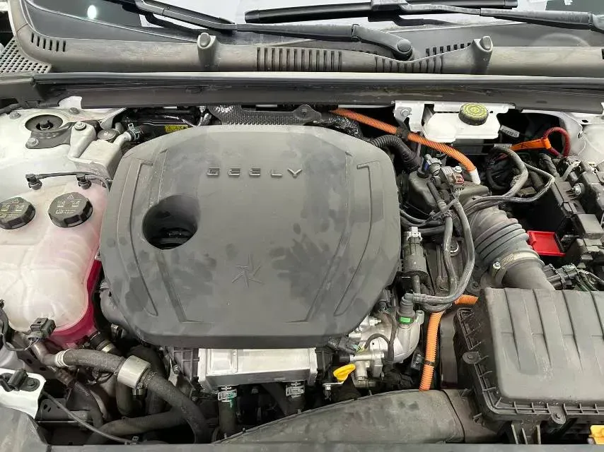 2023 Geely Galaxy L6 1.5T 163HP L4 3DHT PHEV,autocango,china used car exporter,china ev exporter,chinese used car exporter,chinese used ev exporter