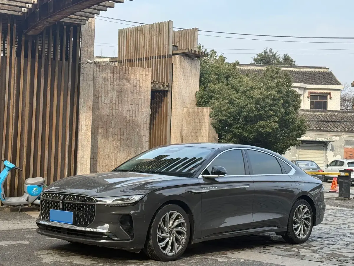 2022 Lincoln Z 2.0T 246HP L4 8AT