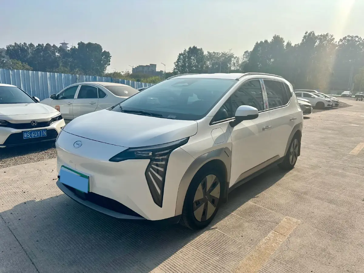 2023 Aion Y BEV 61.7KWH