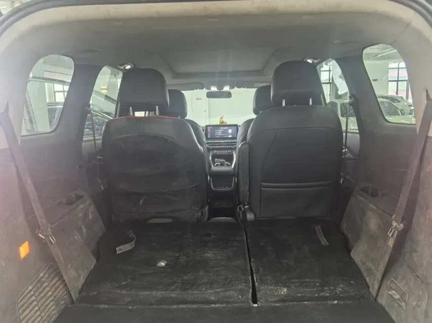 2020 MAXUS Euniq 5 BEV 52.5KWH,autocango,china used car exporter,china ev exporter,chinese used car exporter,chinese used ev exporter