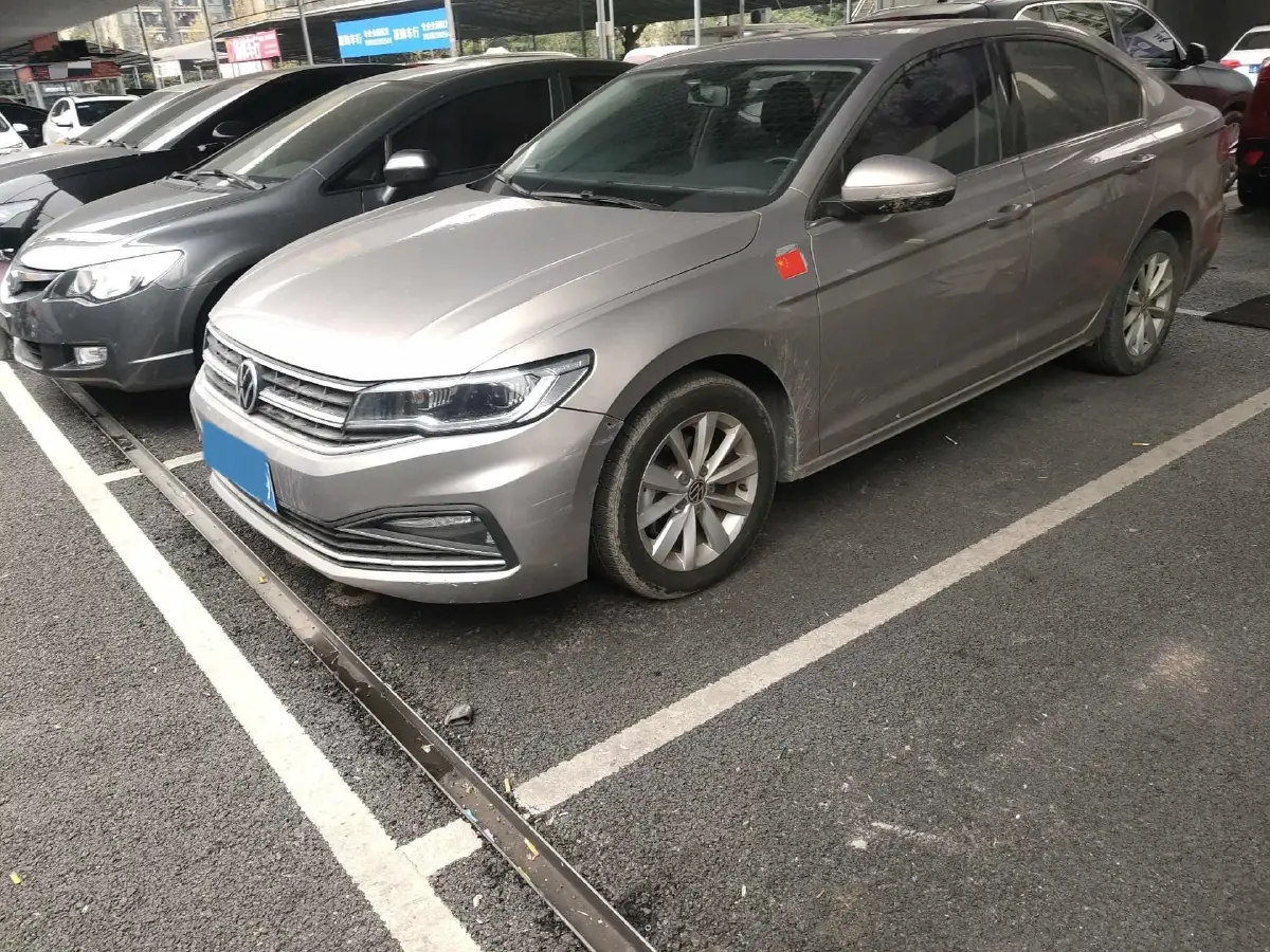 2021 Volkswagen Bora 1.5L 113HP L4 6AT