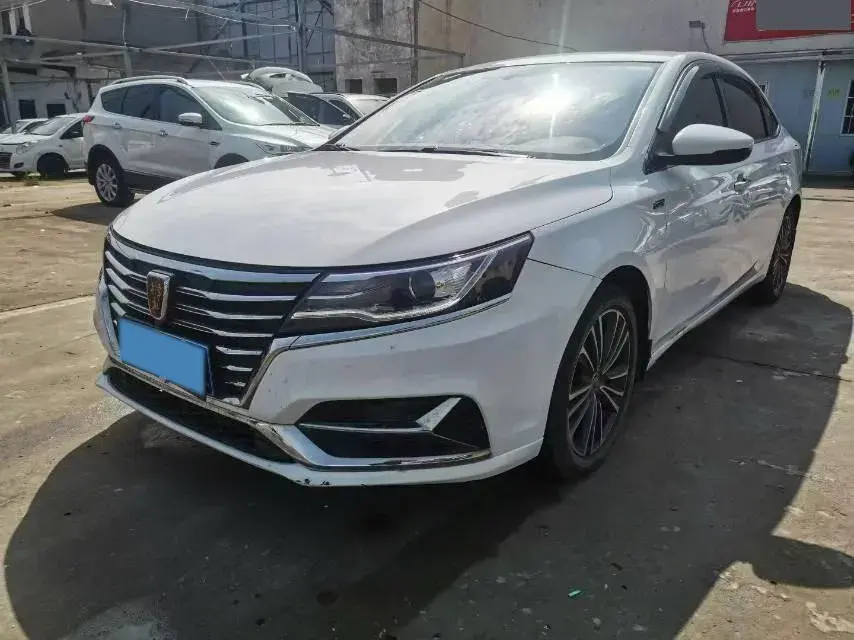 2020 Roewe i6 1.6L 125HP L4 CVT