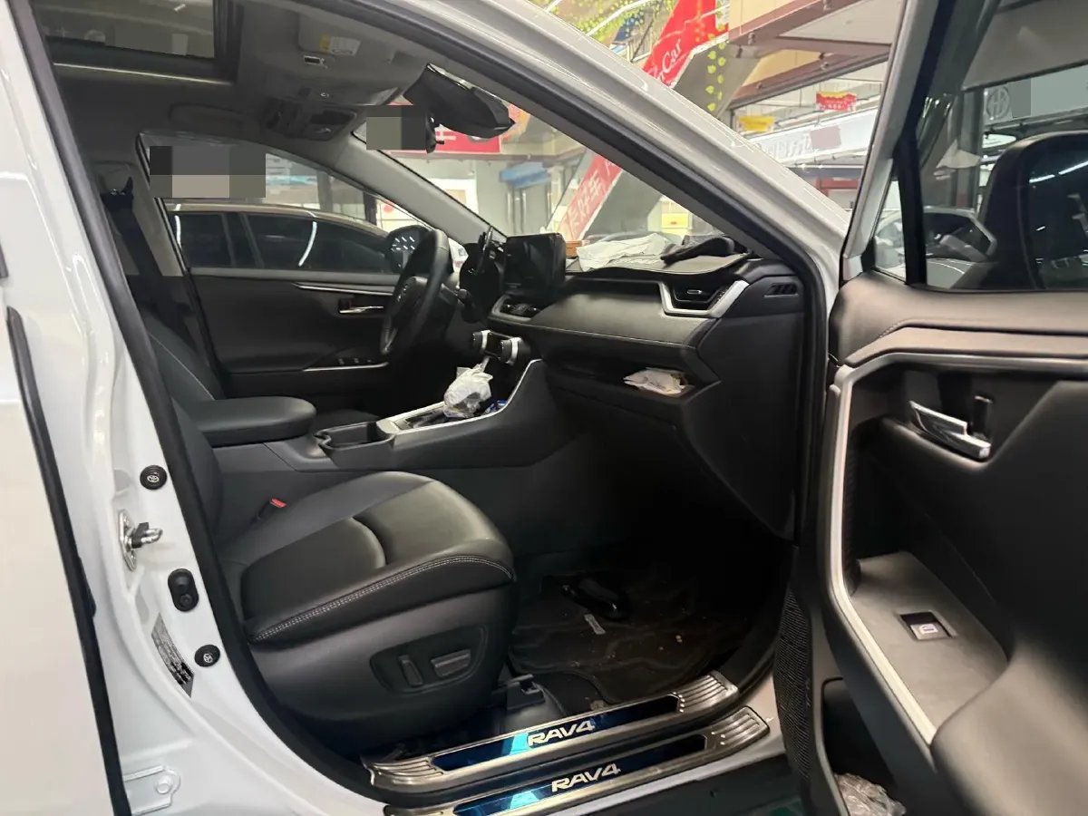 2023 Toyota RAV4 2.0L 171HP L4 CVT,autocango,china used car exporter,china ev exporter,chinese used car exporter,chinese used ev exporter