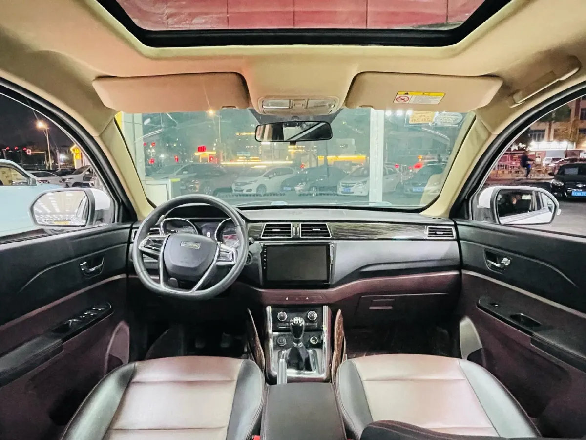 2016 LiFan MaiWei 1.5L 109HP L4 5MT,autocango,china used car exporter,china ev exporter,chinese used car exporter,chinese used ev exporter