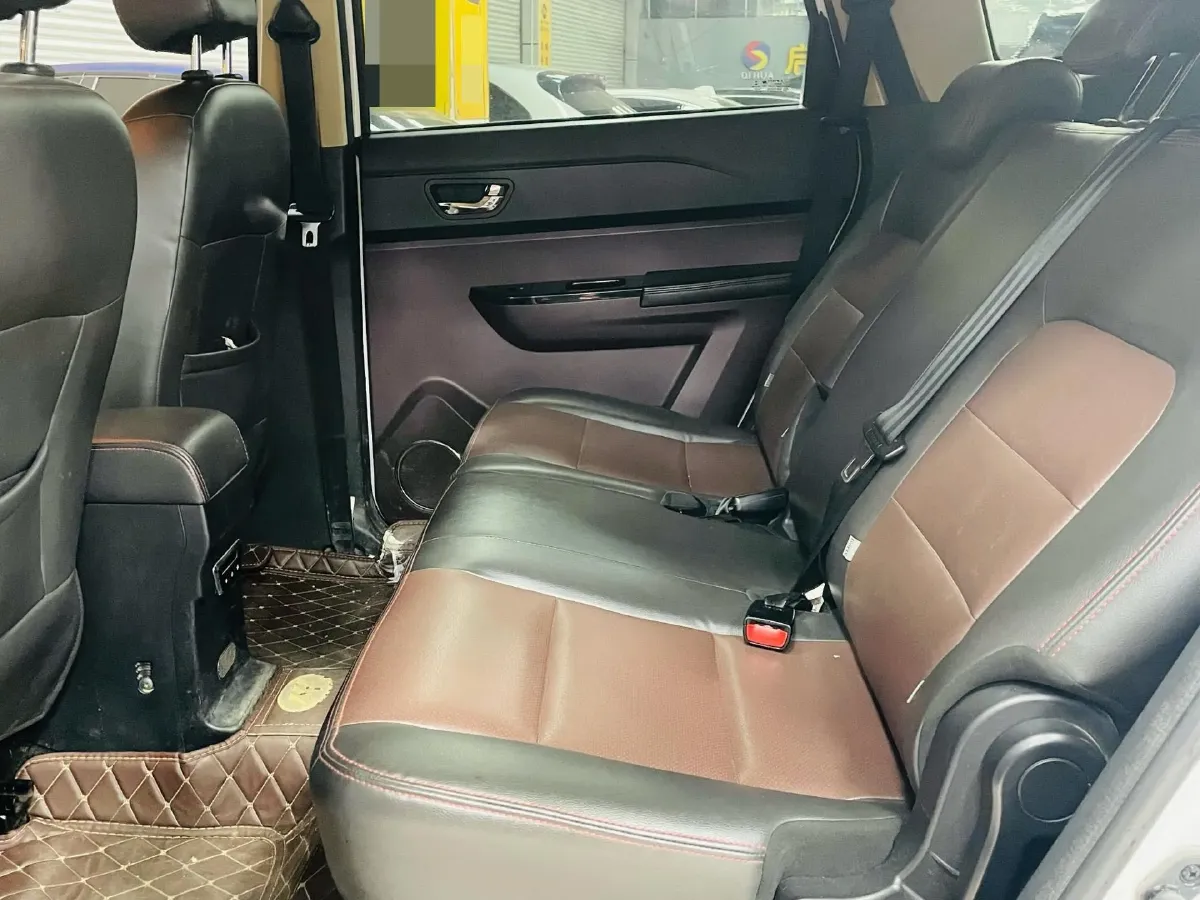 2016 LiFan MaiWei 1.5L 109HP L4 5MT,autocango,china used car exporter,china ev exporter,chinese used car exporter,chinese used ev exporter