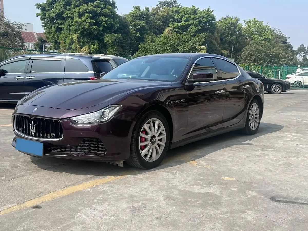 2017 Maserati Ghibli 3.0T 350HP V6 8AT