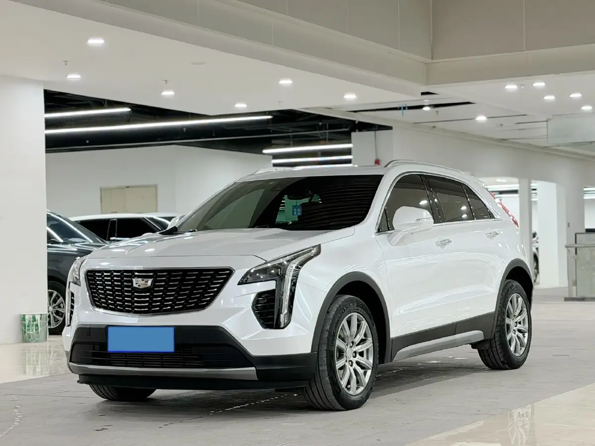 2022 Cadillac XT4 2.0T 237HP L4 9AT