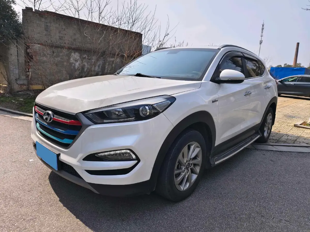 2015 Hyundai Tucson 1.6T 177HP L4 7DCT