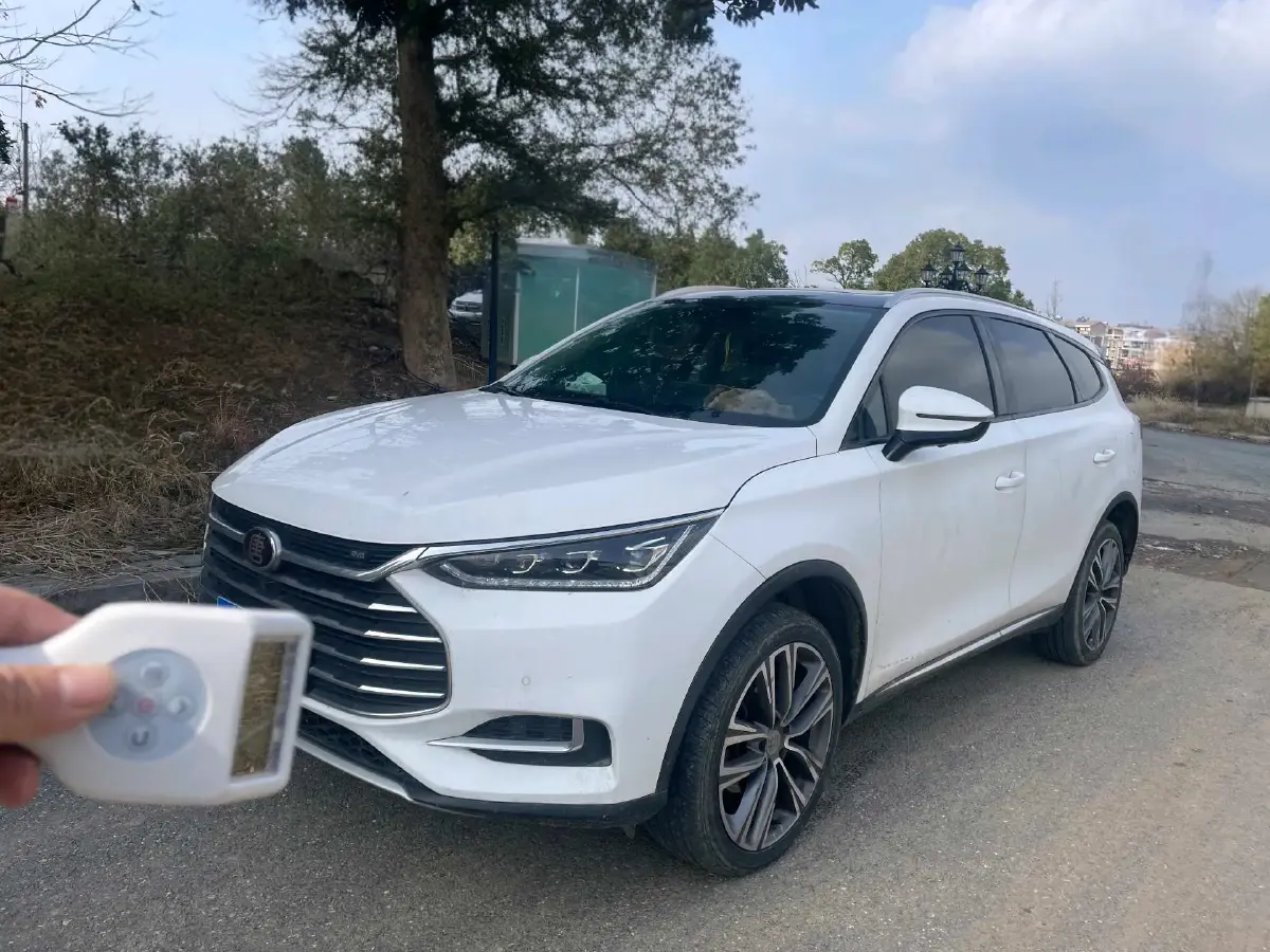 2018 BYD Tang 2.0T 205HP L4 6AT