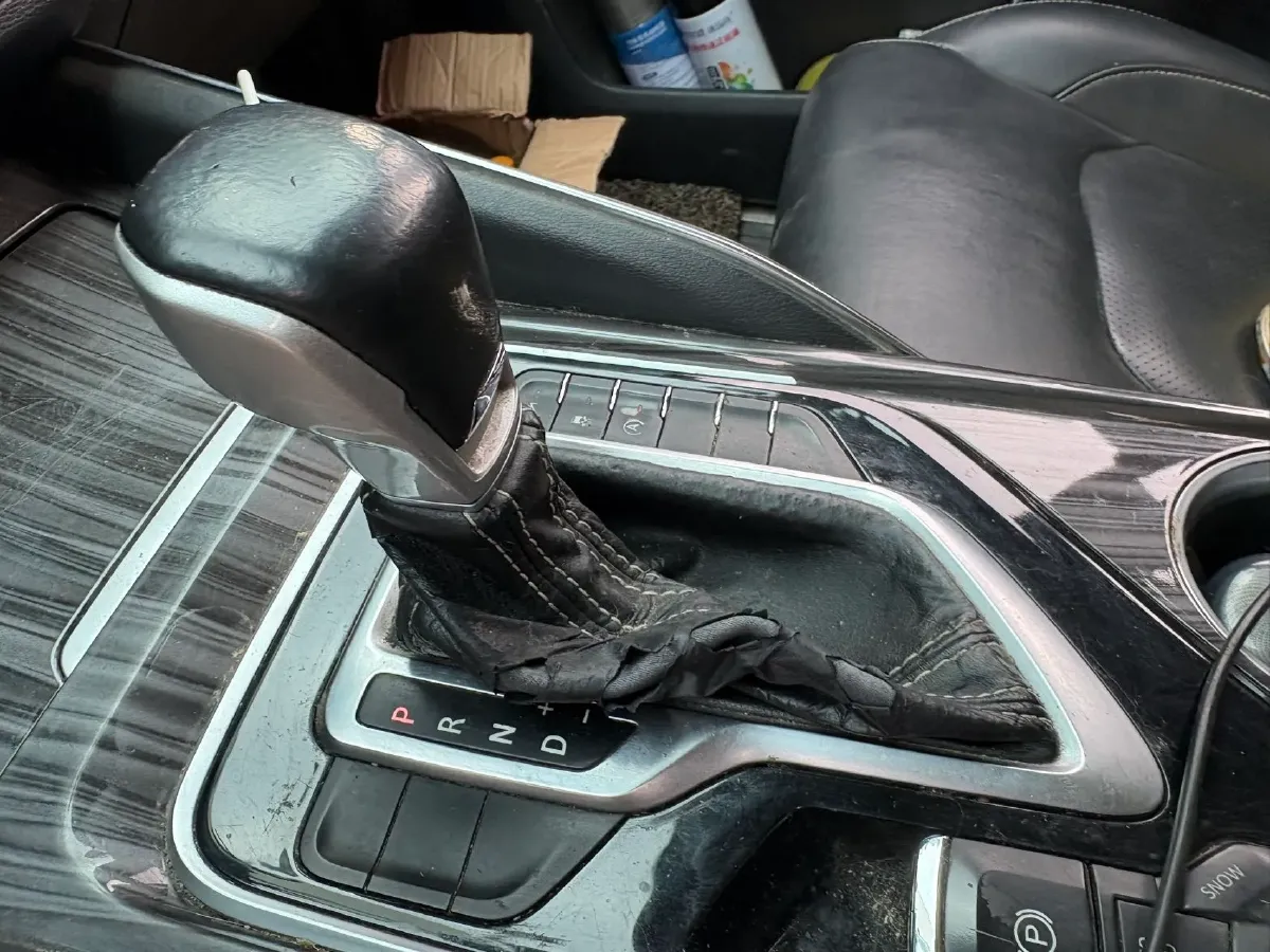 2017 MAXUS D90 2.0T 224HP L4 6AT,autocango,china used car exporter,china ev exporter,chinese used car exporter,chinese used ev exporter