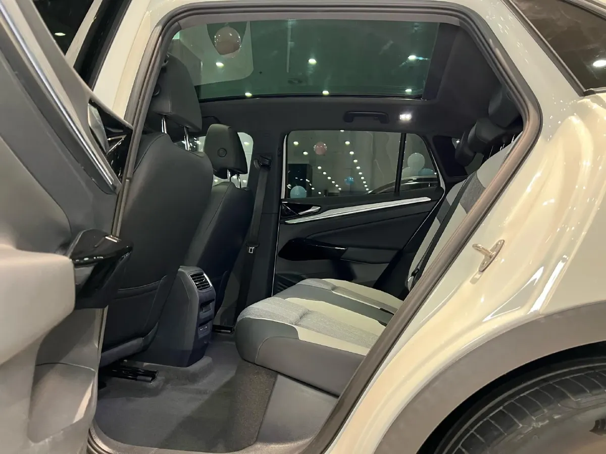 2022 Volkswagen ID.4 Crozz BEV 84.8KWH,autocango,china used car exporter,china ev exporter,chinese used car exporter,chinese used ev exporter