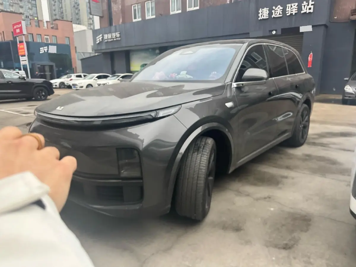 2023 Li L7 Range Extended 154HP REEV 40.9KWH