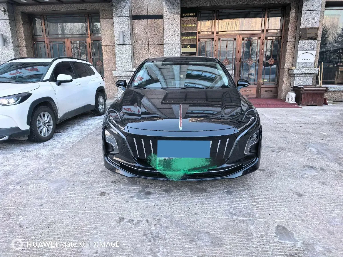 2024 HongQi E-QM5 BEV 72KWH,autocango,china used car exporter,china ev exporter,chinese used car exporter,chinese used ev exporter