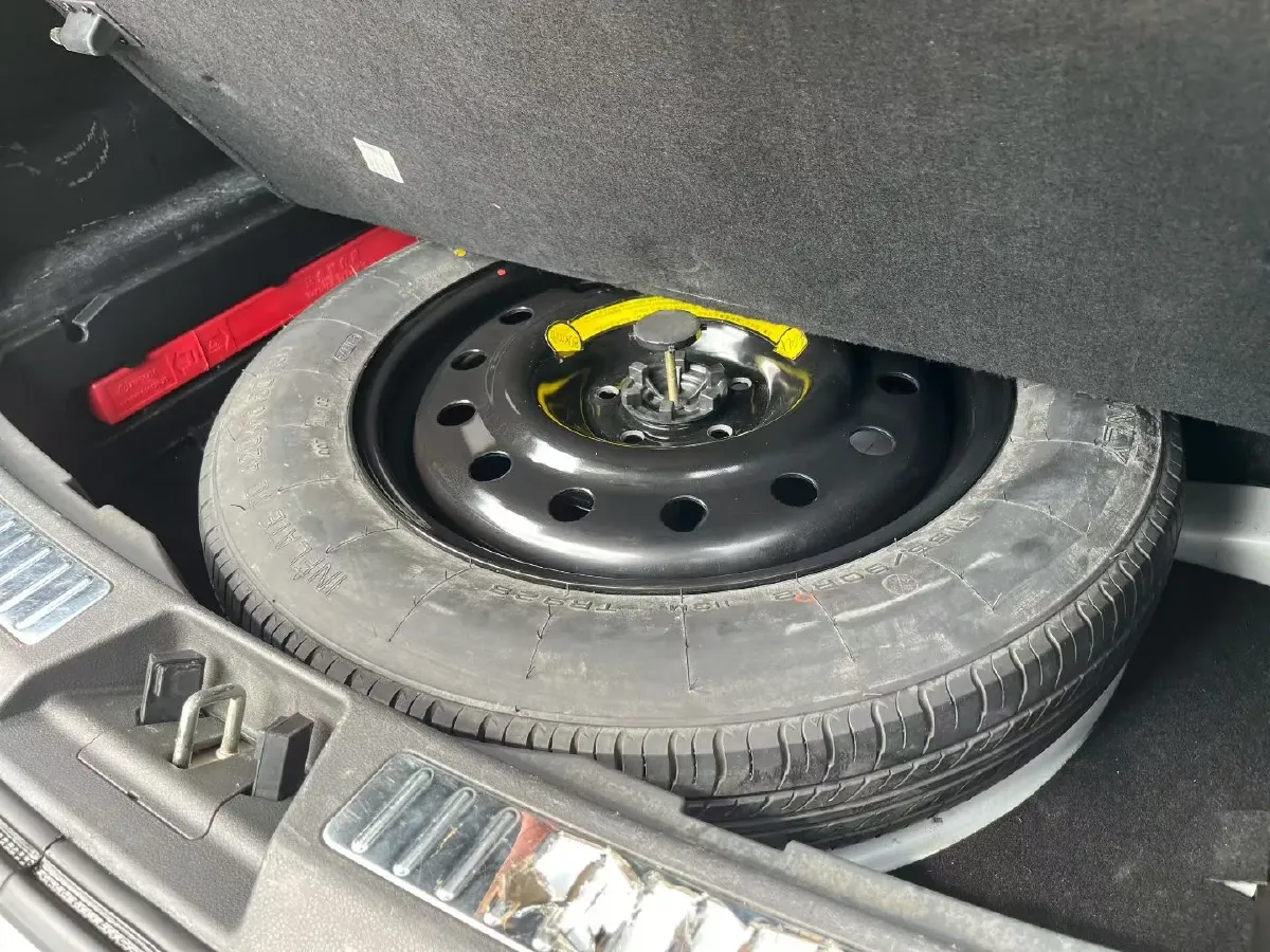 2018 Landwind X7 1.5T 163HP L4 8AT,autocango,china used car exporter,china ev exporter,chinese used car exporter,chinese used ev exporter