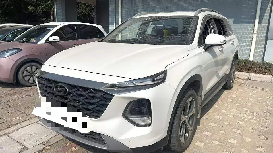2023 Hyundai Santafe 2.0T 230HP L4 8AT