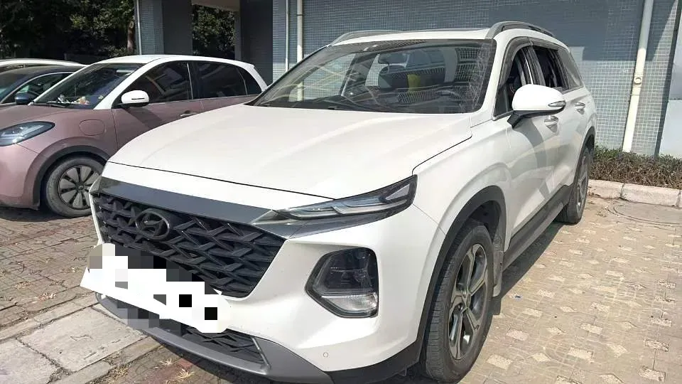 2023 Hyundai Santafe 2.0T 230HP L4 8AT,autocango,china used car exporter,china ev exporter,chinese used car exporter,chinese used ev exporter