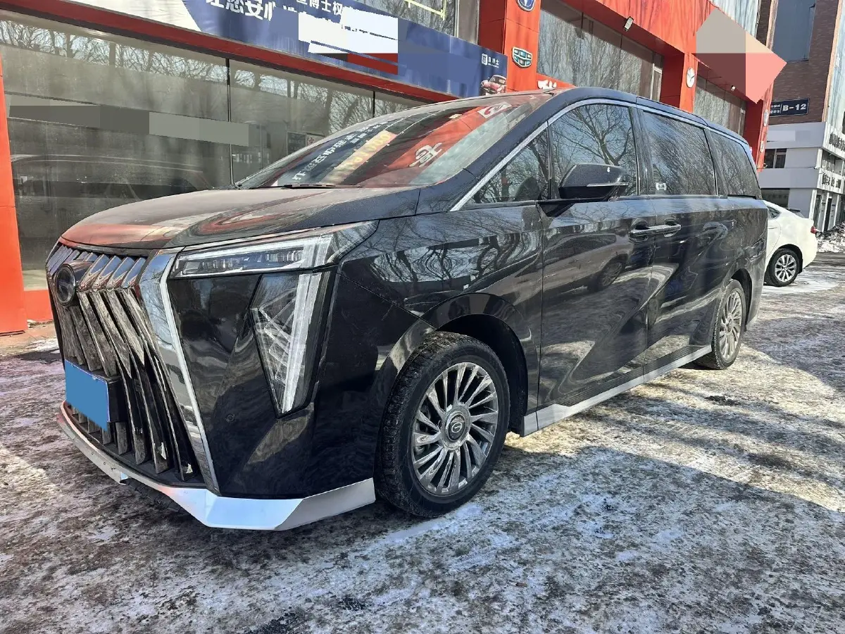 2023 GAC Trumpchi M8 2.0T 190HP L4 E-CVT Hybrid