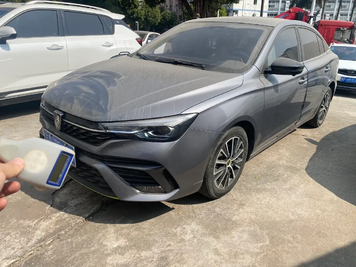 2021 Roewe i5 1.5L 120HP L4 5MT