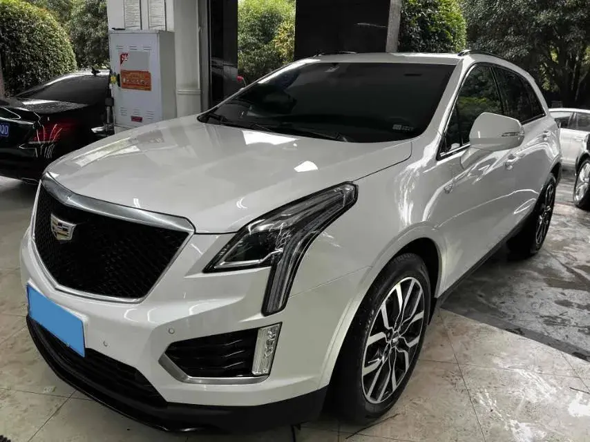 2022 Cadillac XT5 2.0T 237HP L4 9AT