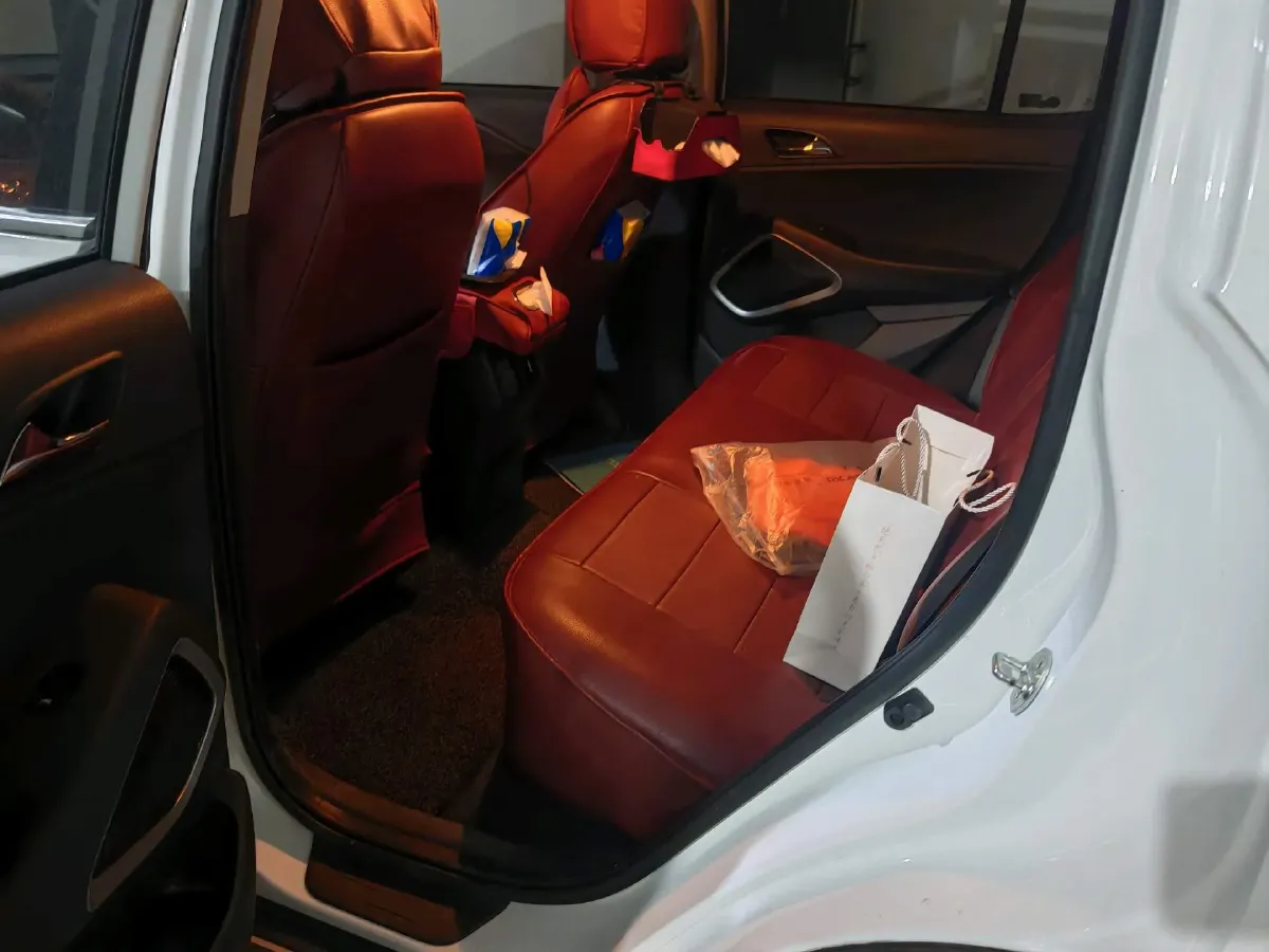 2018 Hyundai ix35 2.0L 160HP L4 6AT,autocango,china used car exporter,china ev exporter,chinese used car exporter,chinese used ev exporter