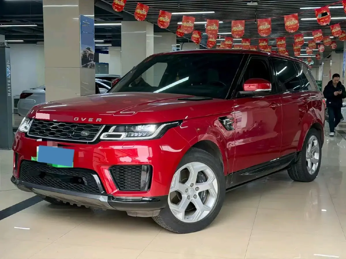 2018 Land Rover Range Rover Sport 2.0T 300HP L4 8AT PHEV 13.1KWH