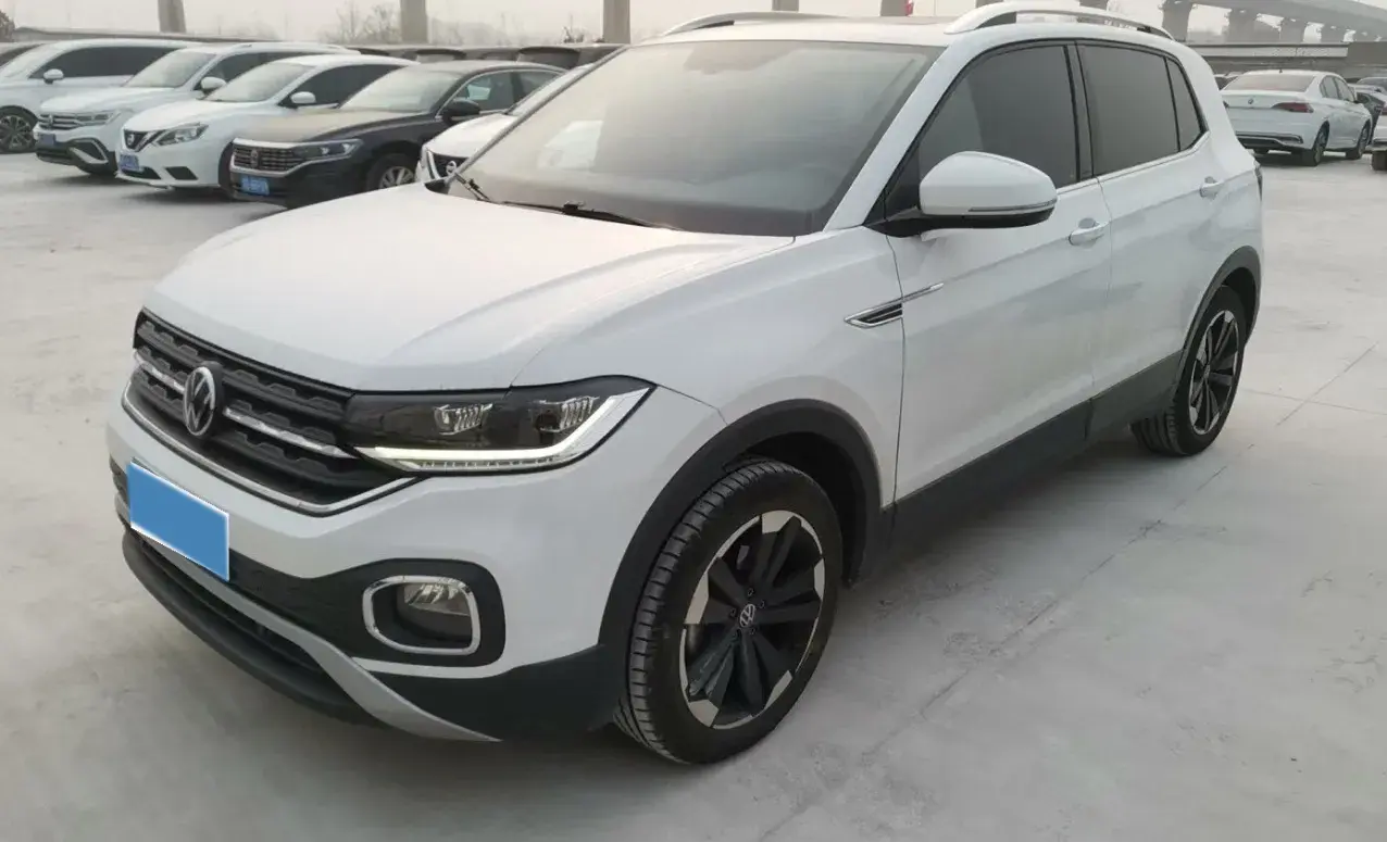 2021 Volkswagen Tacqua 1.5L 113HP L4 6AT