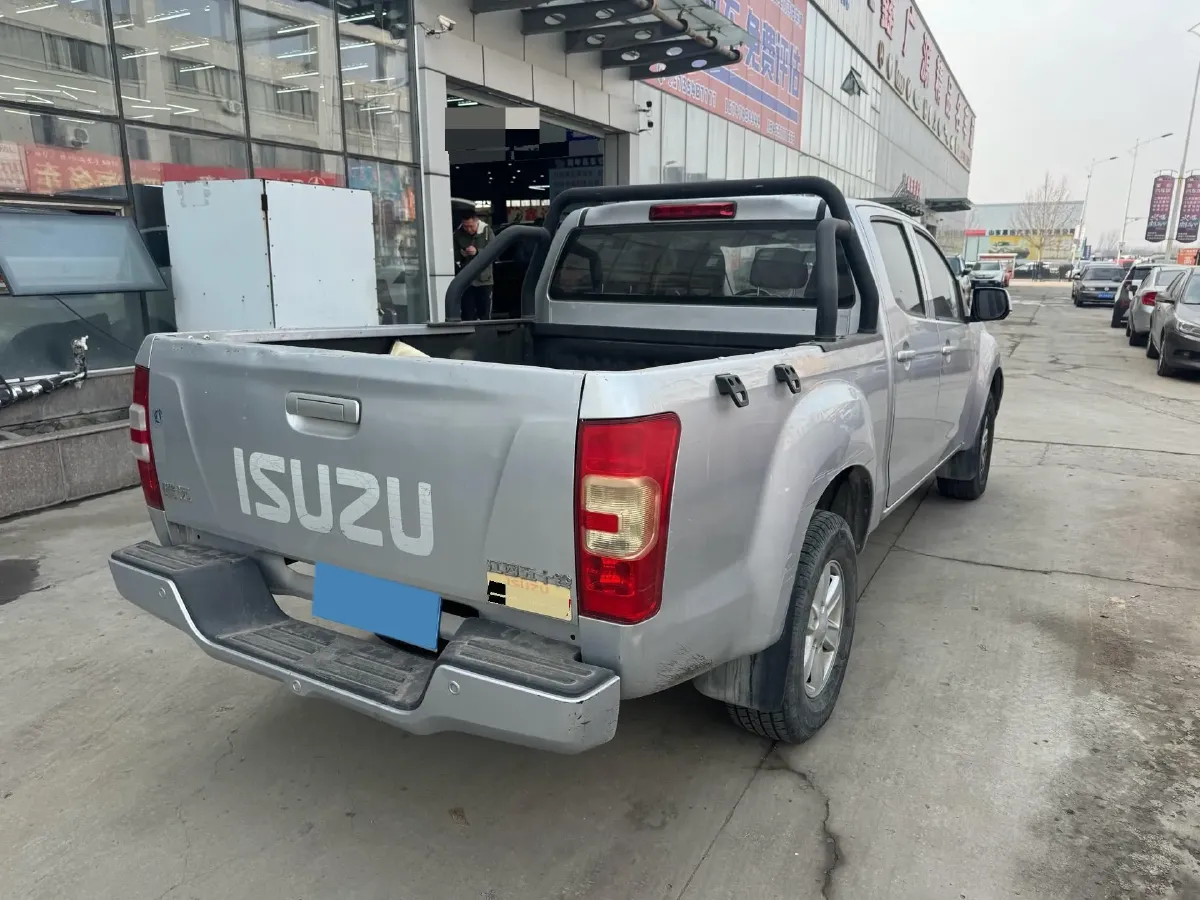 2020 JMC BaoDian 2.5T 140HP L4 5MT,autocango,china used car exporter,china ev exporter,chinese used car exporter,chinese used ev exporter