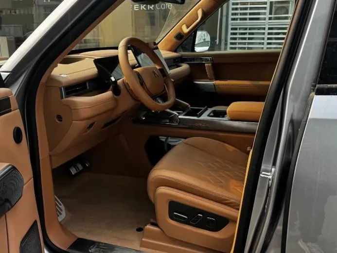 2025 M Hero WarriorM817 1.5T 197HP L4 2DHT PHEV,autocango,china used car exporter,china ev exporter,chinese used car exporter,chinese used ev exporter