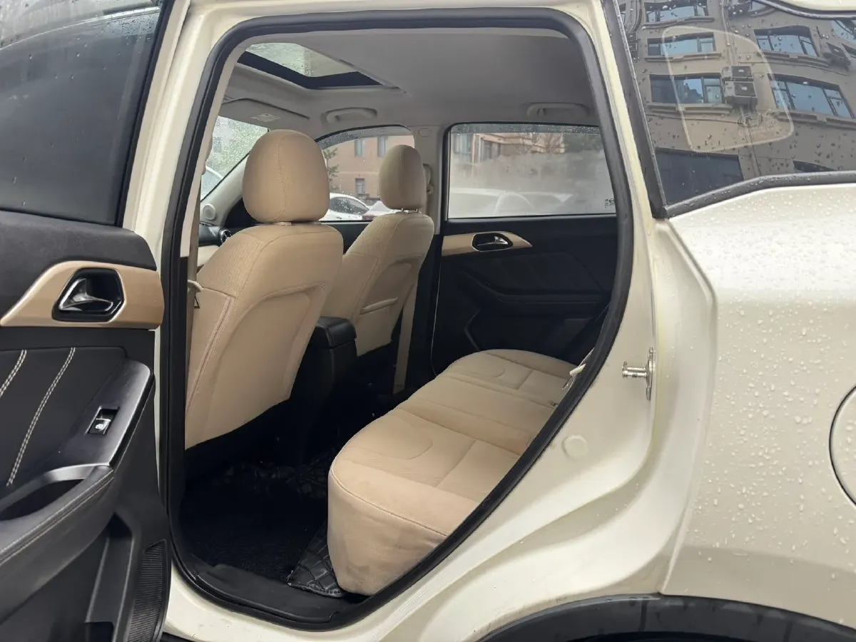 2018 BAIC ChangHe Q35 1.5L 116HP L4 4AT,autocango,china used car exporter,china ev exporter,chinese used car exporter,chinese used ev exporter